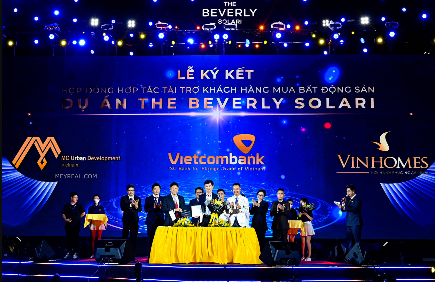 Lễ ký kết hợp tác giữa The Beverly Solari với Vietcombank